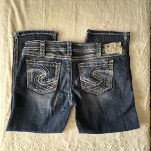 Silver Jeans Women's Cropped Jeans in Dark Blue